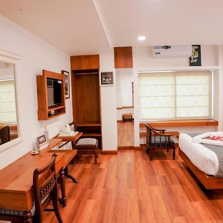 Mpsroyalsuites Perintalmanna المظهر الخارجي الصورة