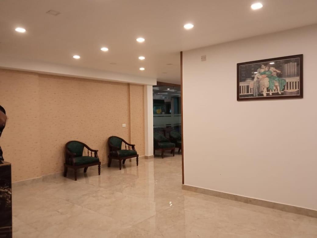 Mpsroyalsuites Perintalmanna المظهر الخارجي الصورة