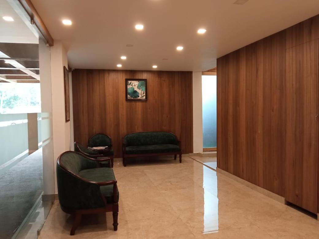 Mpsroyalsuites Perintalmanna المظهر الخارجي الصورة